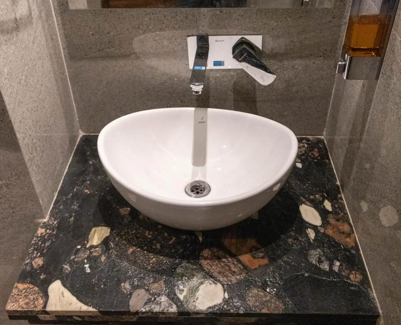 Hotel The Jewels Zirakpur
