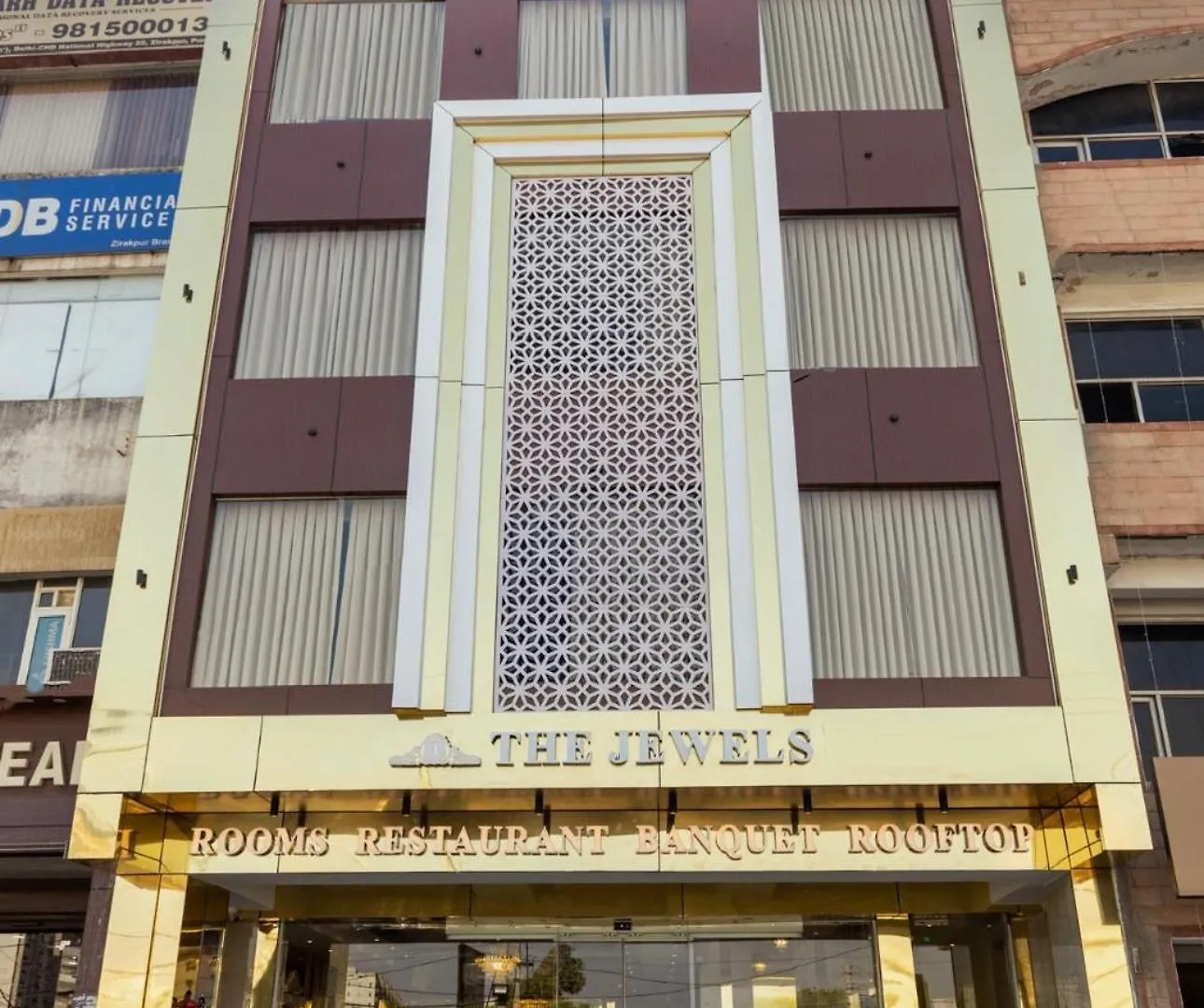 Hotel The Jewels Zirakpur